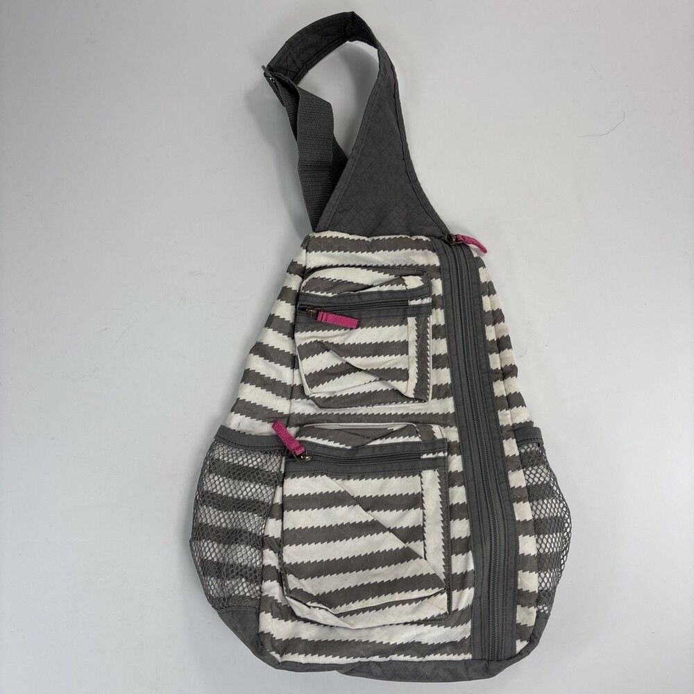 Thirty One Sling Bag Backpack Crossbody Grey Wave White Pink Striped Adjustable